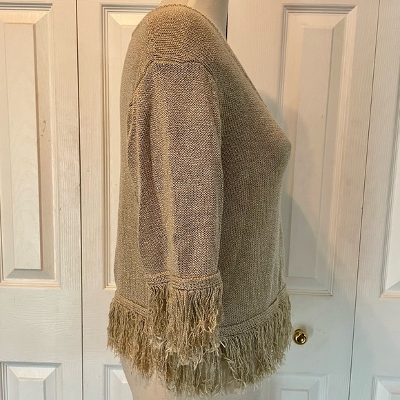 Beautiful Bishop and Young tan fringe shortsleeved sweater size medium. - Picture 3 of 9